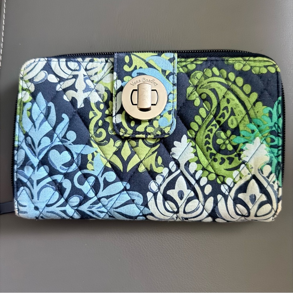 Vera Bradley Turnlock Wallet – Blue & Green Paisley Pattern